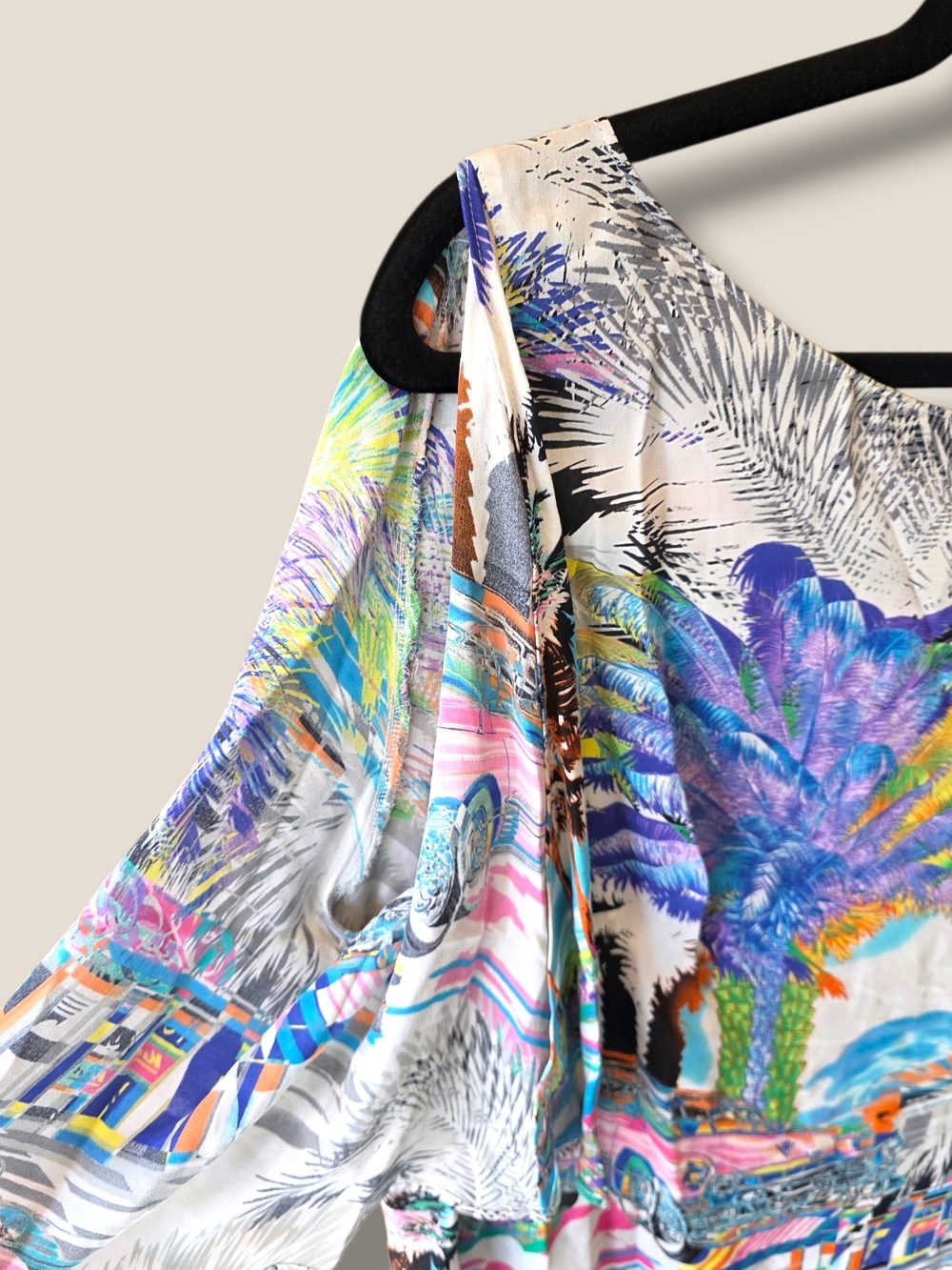 Vibrant Tropical Palm Print Blouse in Multicolor - Picture 3 of 5